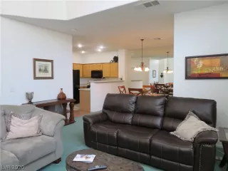 Photo #4: 2191797 Listing 