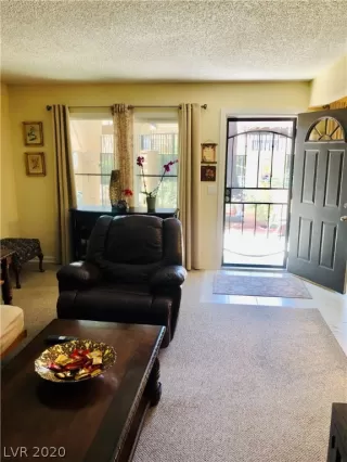 Photo #5: 2191854 Listing