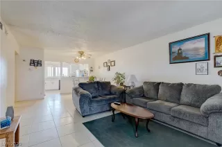 Photo #3: 2191930 Listing