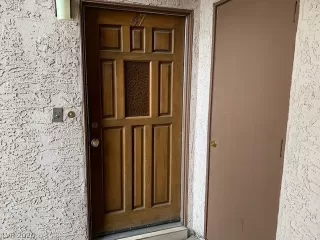 Photo #2: 2191980 Listing