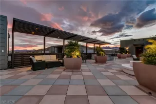 Photo #1: 2191999 Listing 