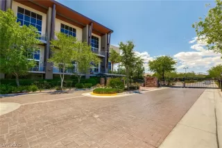 Photo #5: 2191999 Listing 