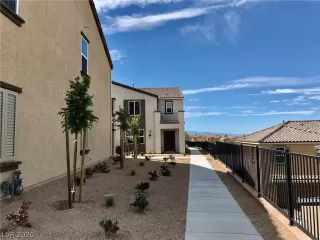 Photo #3: 2192004 Listing 