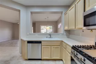 Photo #6: 2192019 Listing 