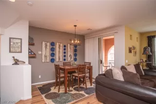 Photo #6: 2192044 Listing