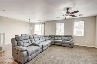 Photo #3: 2192056 Listing