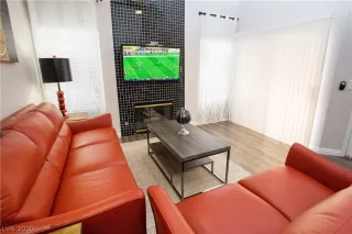 Photo #5: 2192105 Listing 