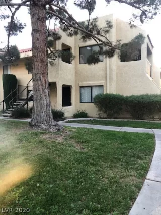 Photo #3: 2192109 Listing