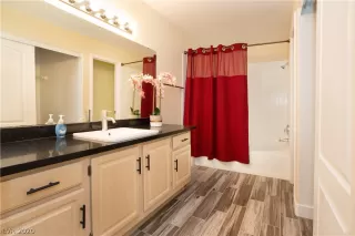 Photo #2: 2192114 Listing 