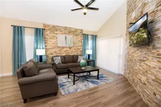 Photo #6: 2192114 Listing 