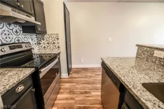 Photo #6: 2192163 Listing 