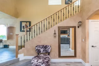 Photo #5: 2192216 Listing