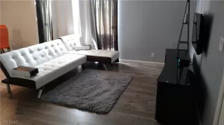 Photo #4: 2192221 Listing