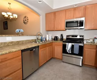 Photo #2: 2192282 Listing 