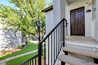 Photo #2: 2192292 Listing