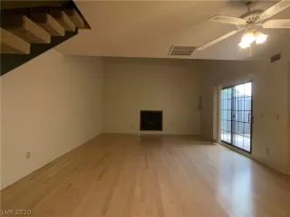 Photo #1: 2192318 Listing 