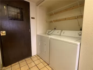 Photo #5: 2192318 Listing 