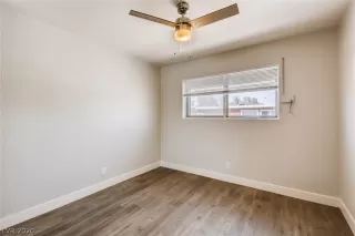 Photo #6: 2192327 Listing 