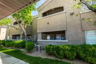 Photo #3: 2192372 Listing