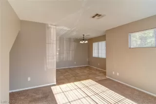 Photo #1: 2192382 Listing