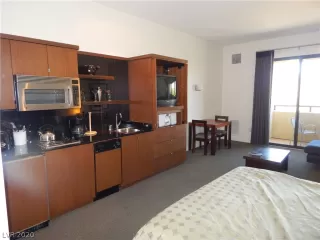 Photo #1: 2192423 Listing 