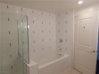 Photo #6: 2192423 Listing 