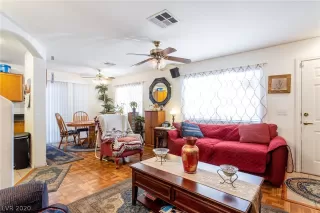 Photo #4: 2192451 Listing 