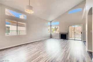 Photo #3: 2192517 Listing 