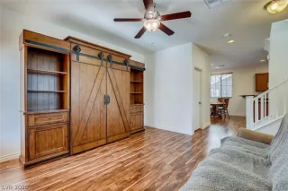 Photo #5: 2192548 Listing