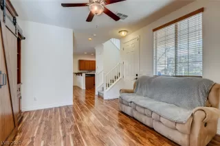 Photo #6: 2192548 Listing