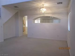 Photo #4: 2192609 Listing 