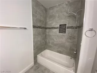 Photo #3: 2192635 Listing 