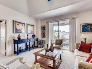 Photo #2: 2192676 Listing 