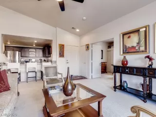 Photo #3: 2192676 Listing 