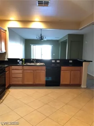 Photo #1: 2192752 Listing 