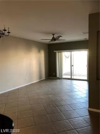 Photo #4: 2192752 Listing 