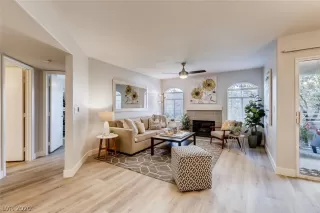 Photo #3: 2192779 Listing 