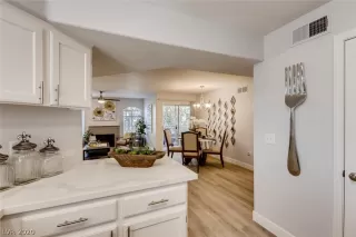 Photo #6: 2192779 Listing 