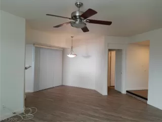 Photo #4: 2192788 Listing 