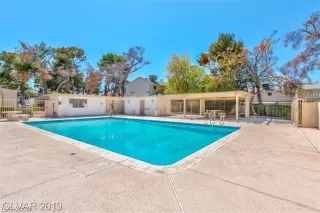 Photo #5: 2192824 Listing 