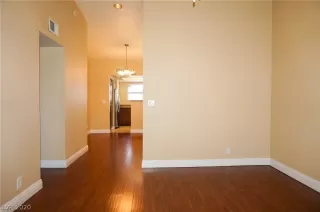 Photo #6: 2192860 Listing