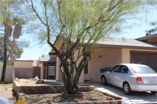 Photo #1: 2192881 Listing