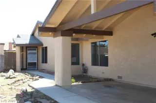 Photo #2: 2192881 Listing