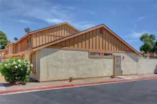 Photo #1: 2192947 Listing 