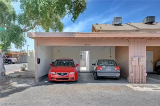 Photo #3: 2192947 Listing 