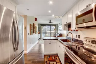 Photo #1: 2192950 Listing 