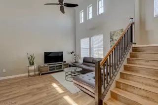 Photo #3: 2192974 Listing 