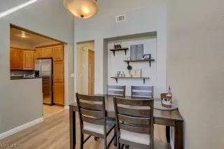 Photo #5: 2192974 Listing 