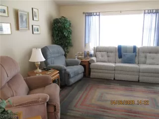 Photo #4: 2193004 Listing