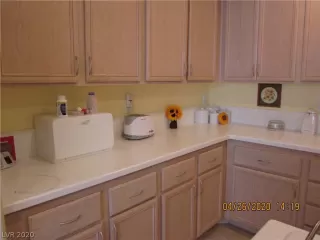 Photo #6: 2193004 Listing